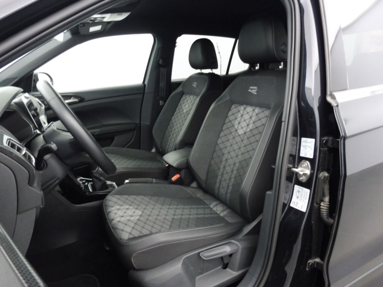 Mandataire VOLKSWAGEN T-Cross 1.0 TSI 115CH R-LINE