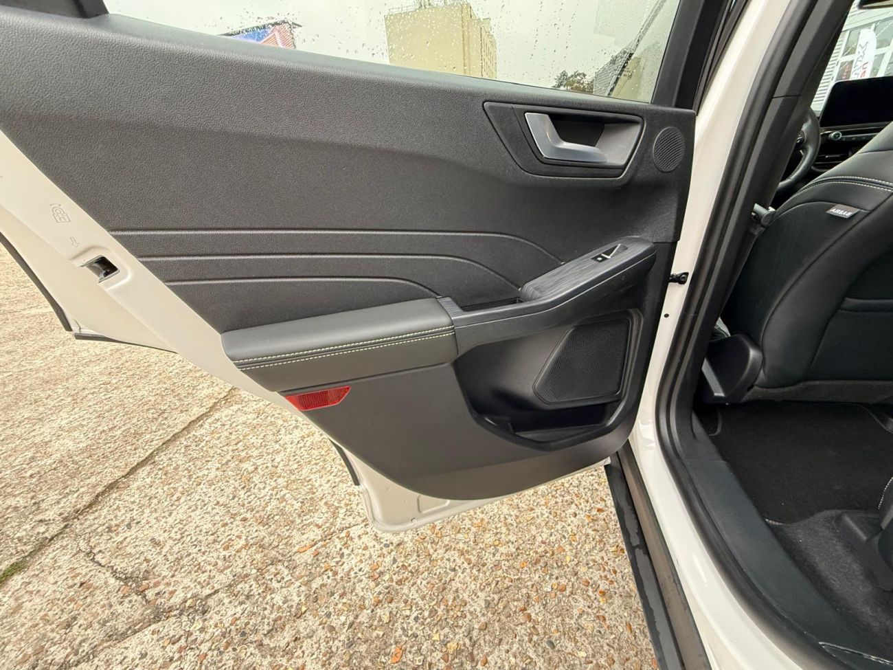 Mandataire Ford KUGA 2.5 Duratec 190 ch FlexiFuel FHEV E85 Powershift Vignale