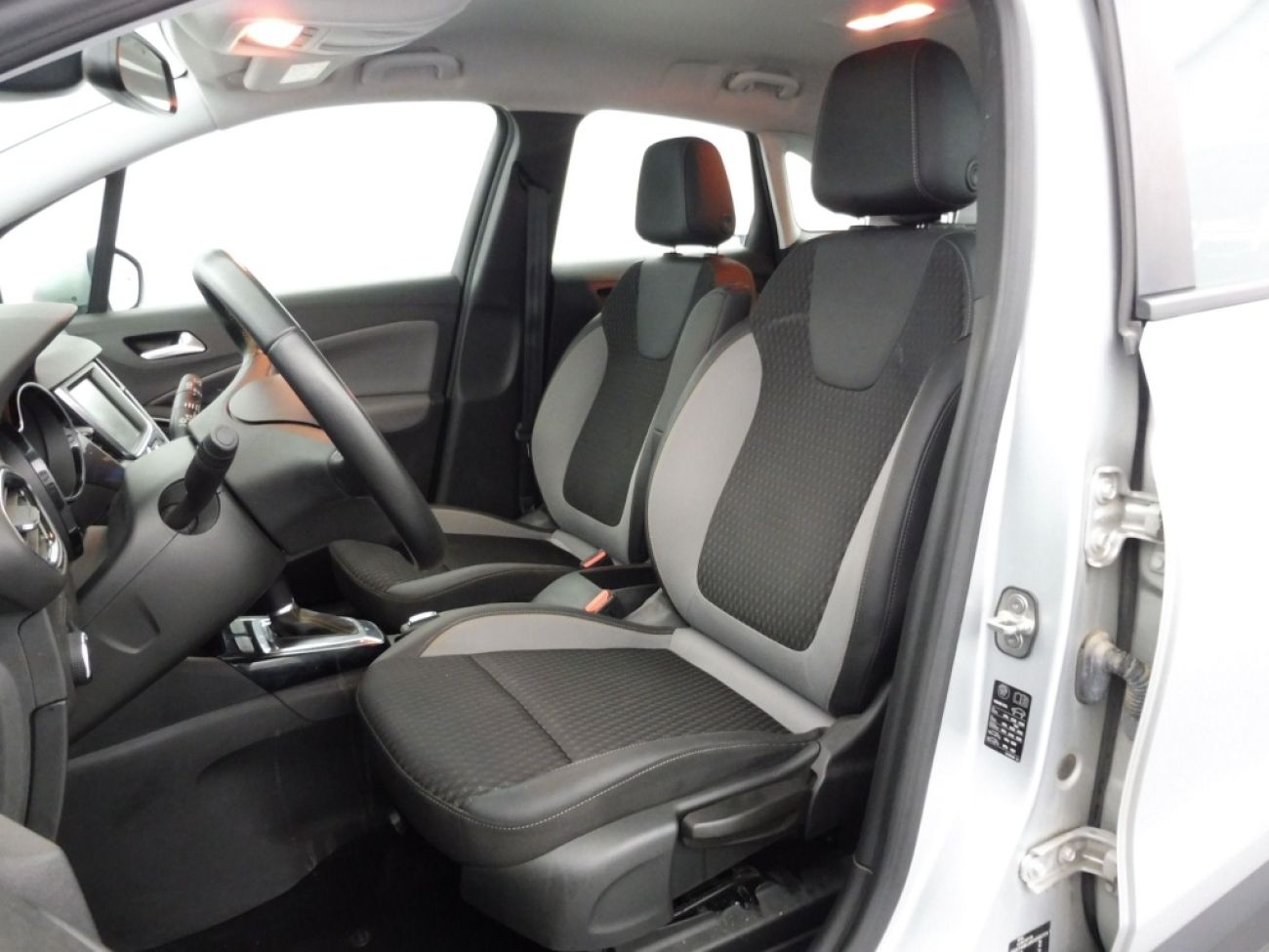 Mandataire Opel Crossland 1.5D 120 AT6innovation