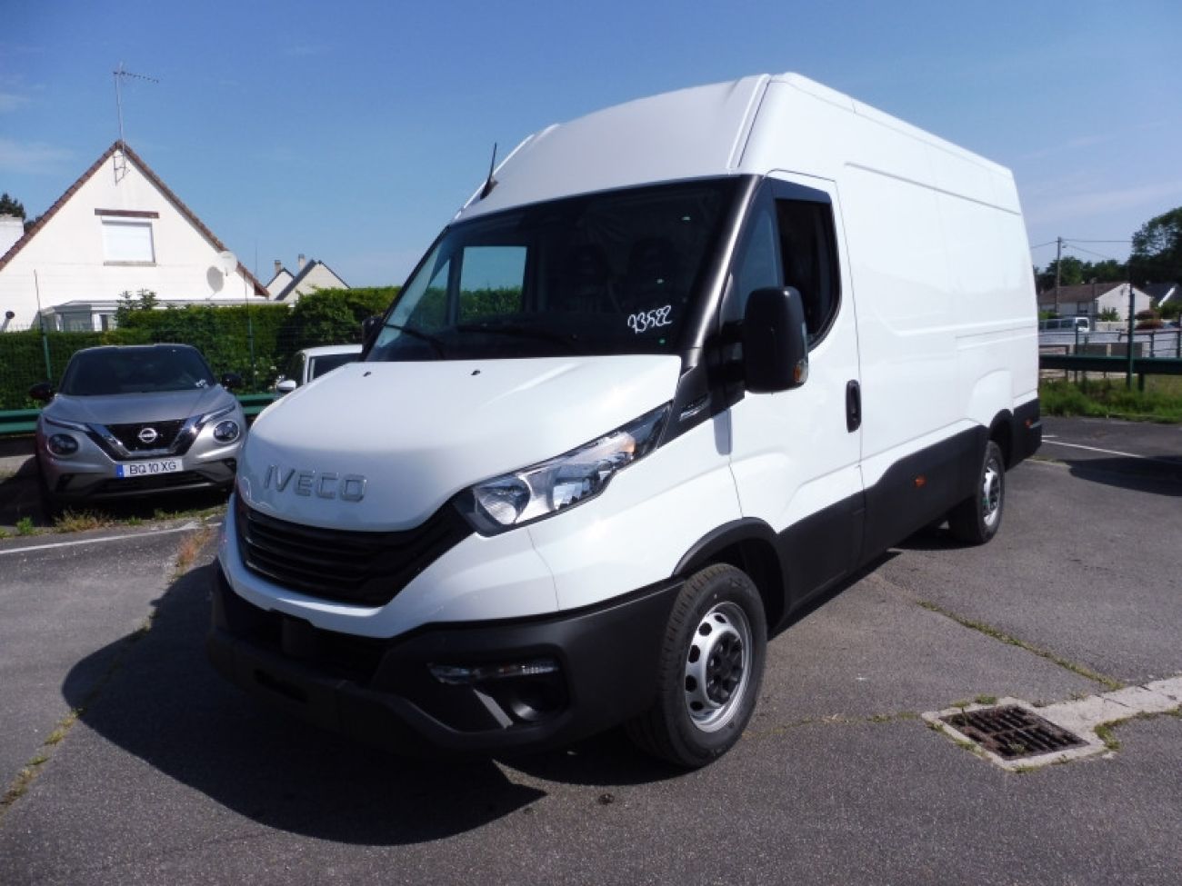 Mandataire IVECO Daily 35S16 2.3 V12 HI-MATIC 156CV