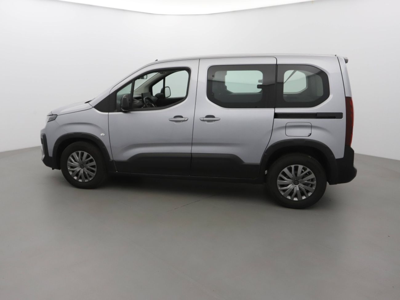 Mandataire PEUGEOT RIFTER TAILLE M - 1.5 BLUEHDI 100CH S&S ALLURE 5 PLACES