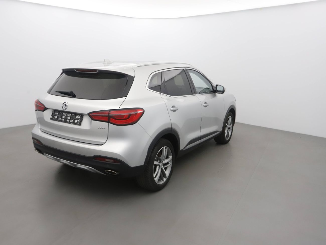 Mandataire MG HS 1.5 T-GDI 162 AT luxury