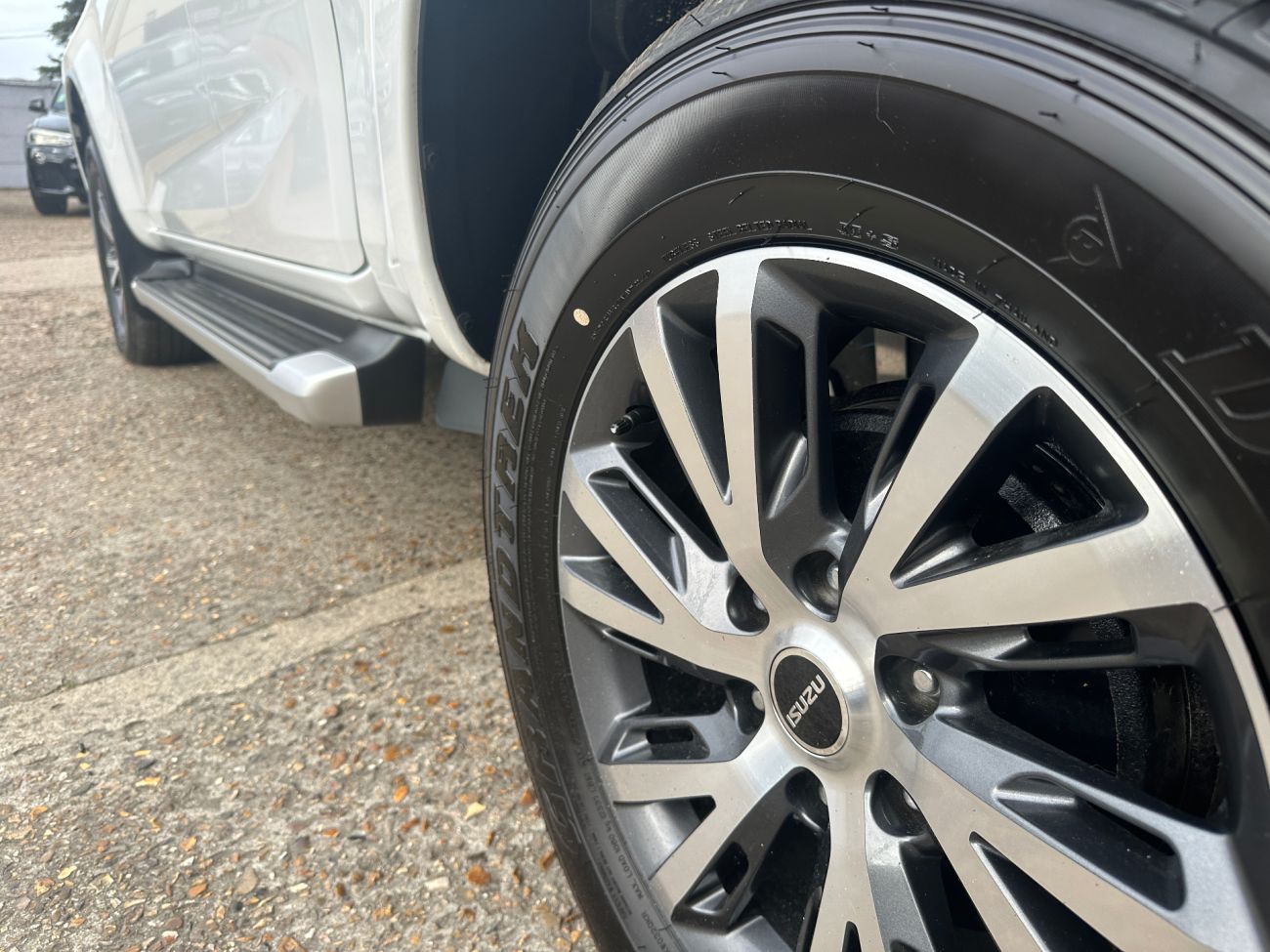 Mandataire ISUZU D-MAX N60 SPACE CAB 1.9 164 CH 4X4 BVA F+  2P