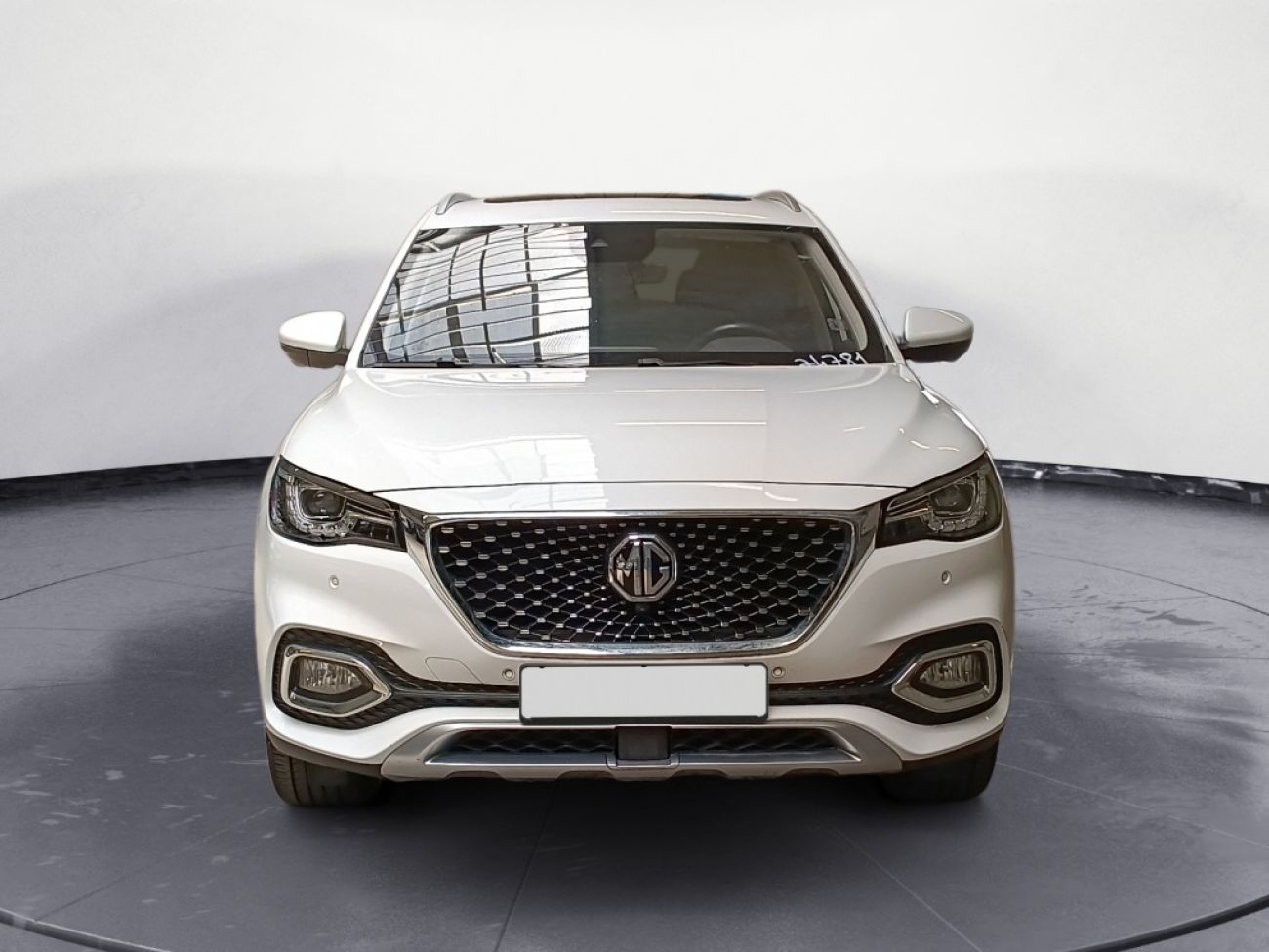 Mandataire MG HS 1.5 T-GDI 162 AT luxury