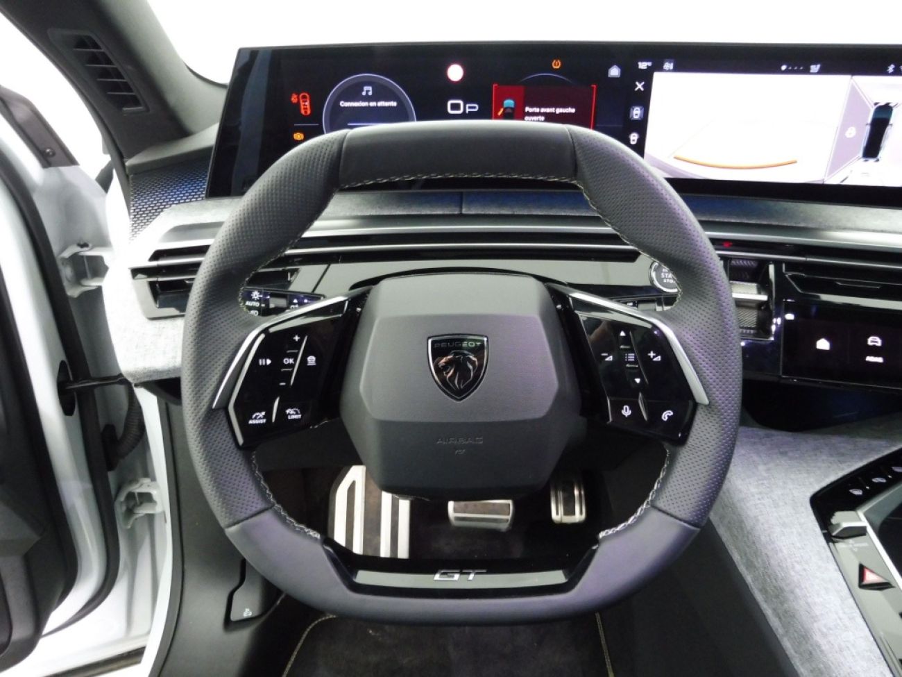 Mandataire PEUGEOT 3008 HYBRID 136CH GT E-DCS6