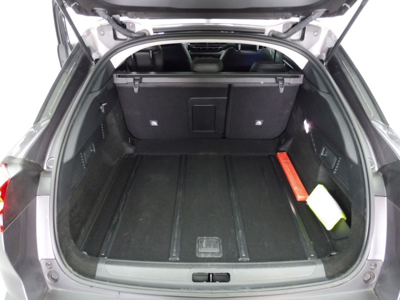 Mandataire Citroën C5 X PURETECH 180CH S&S SHINE EAT8
