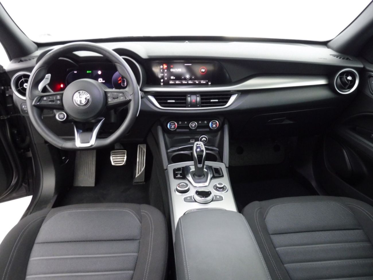 Mandataire ALPHA ROMEO Stelvio 2.2 DIESEL 160CH SPRINT AT8