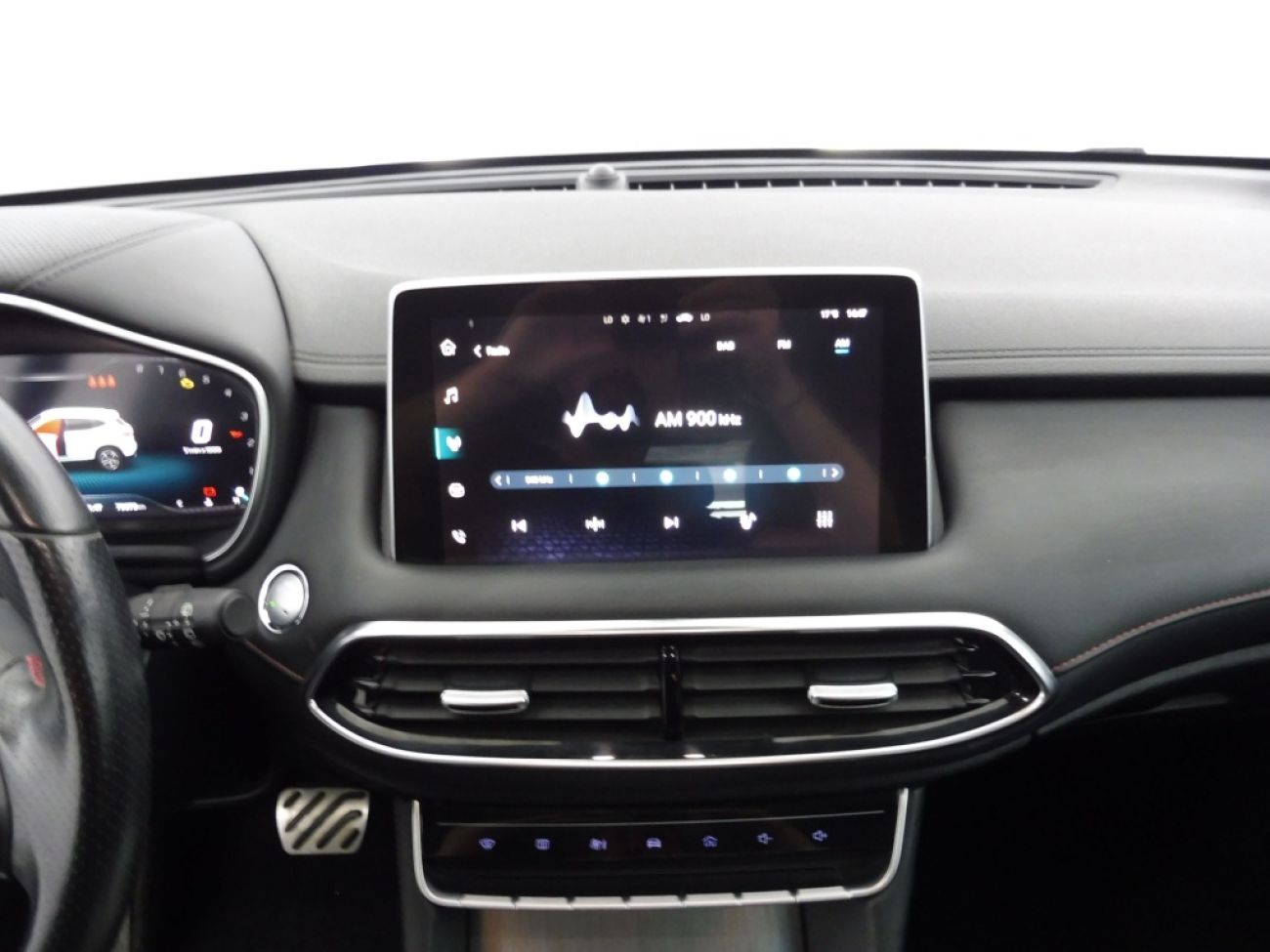 Mandataire MG HS 1.5 T-GDI 162 AT luxury