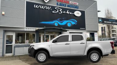 ISUZU D-MAX CREW 2.2-evolution 4X4 A/T 5 places
