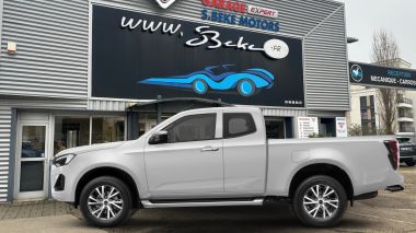 ISUZU D-MAX SPACE N60-F+ 4X4 A/T