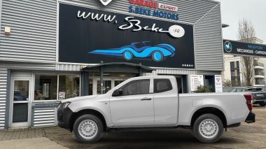 ISUZU D-MAX SPACE N60-B 4X4 A/T